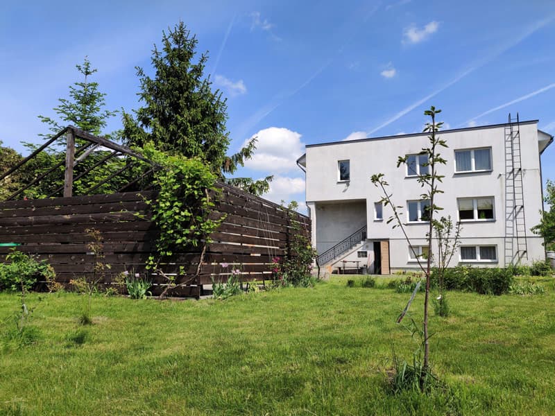 Budynek kwater pracowniczych u Iwony